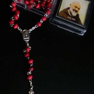 RA0001 - SCENTED ROSARY IN SQUARE BOX